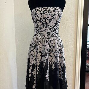 WHBM B/W floral strapless gown. $50, Size 0